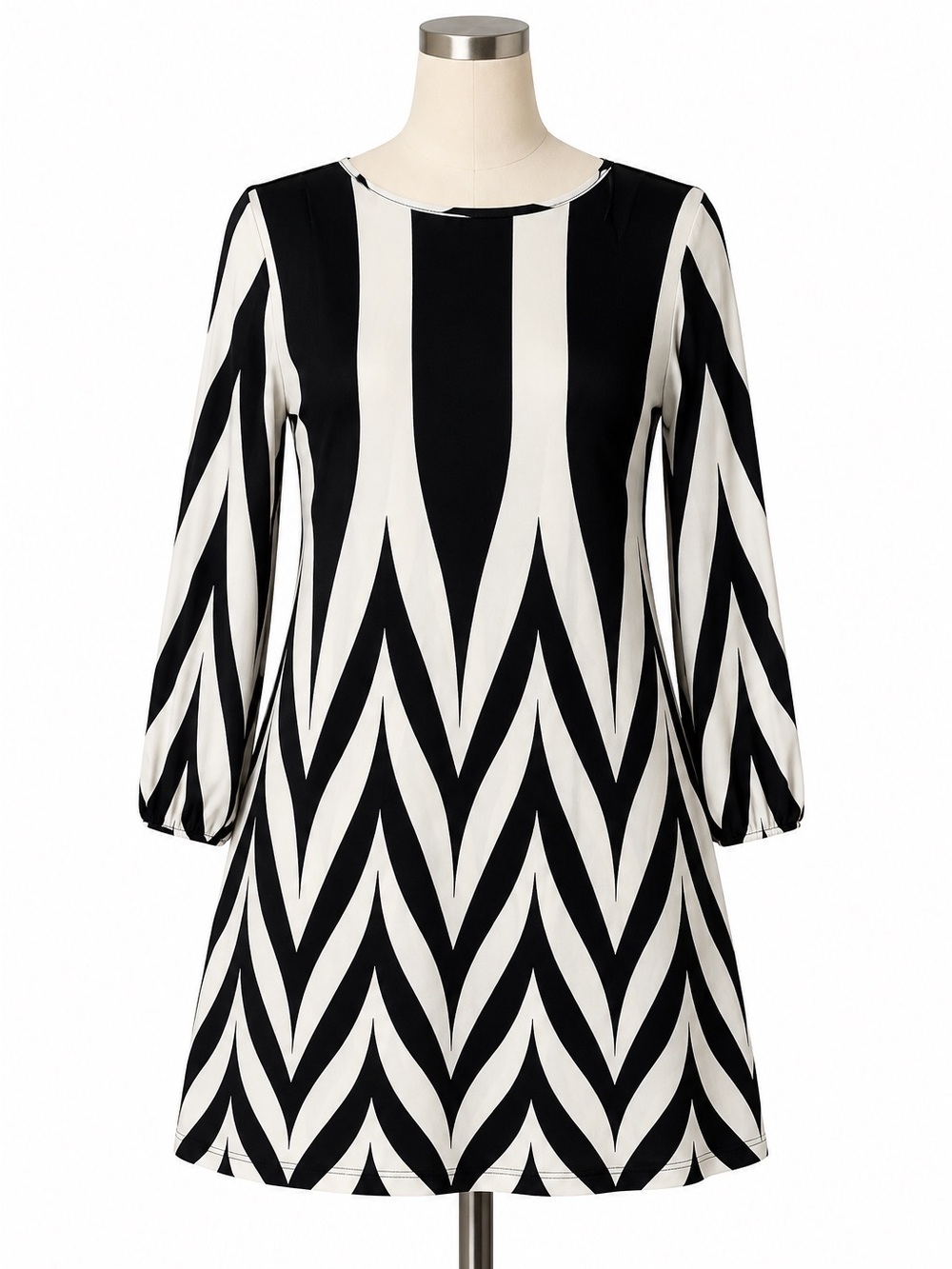 Forever 21 Black and White Chevron Shift Dress